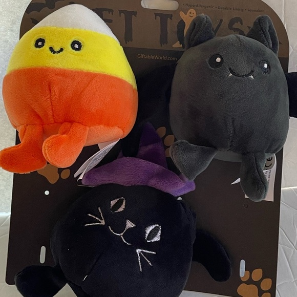 Plush Dog Toy Sqeakers New on Card Halloween Theme 5 Pieces - Picture 6 of 8